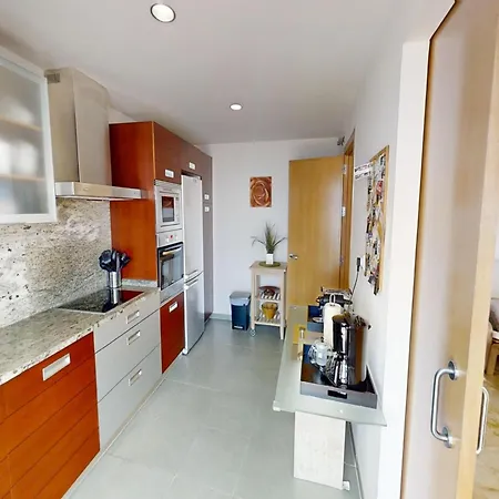 Apartament Sunlit Near Sea Marbella